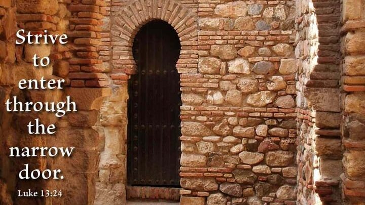 Reflexión sobre las tres persuasiones para entrar por la puerta estrecha